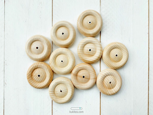 Botones de madera para el cesto de los tesoros Montessori